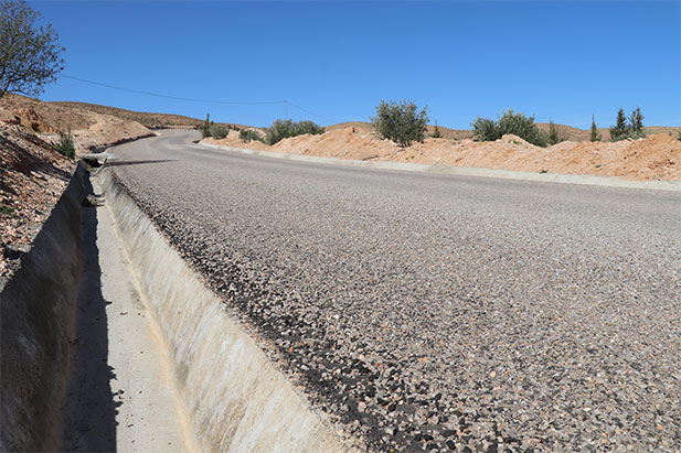 Achevement Des Travaux De Comblement De Lacunes De La Route Rl Du Pk Au Pk Situee